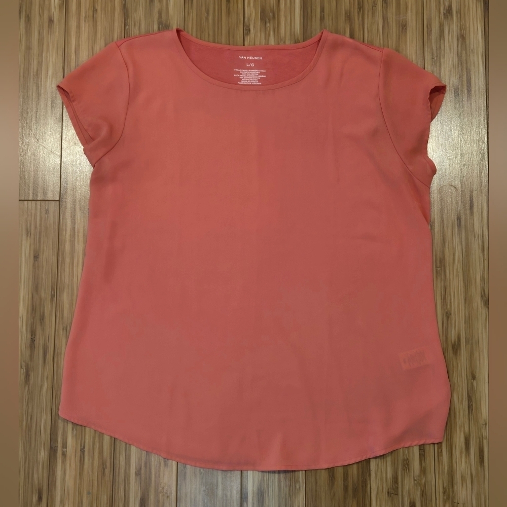 NWOT Van Heusen Women's Coral Top